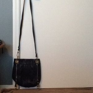 ✅. EUC Makowsky crossbody